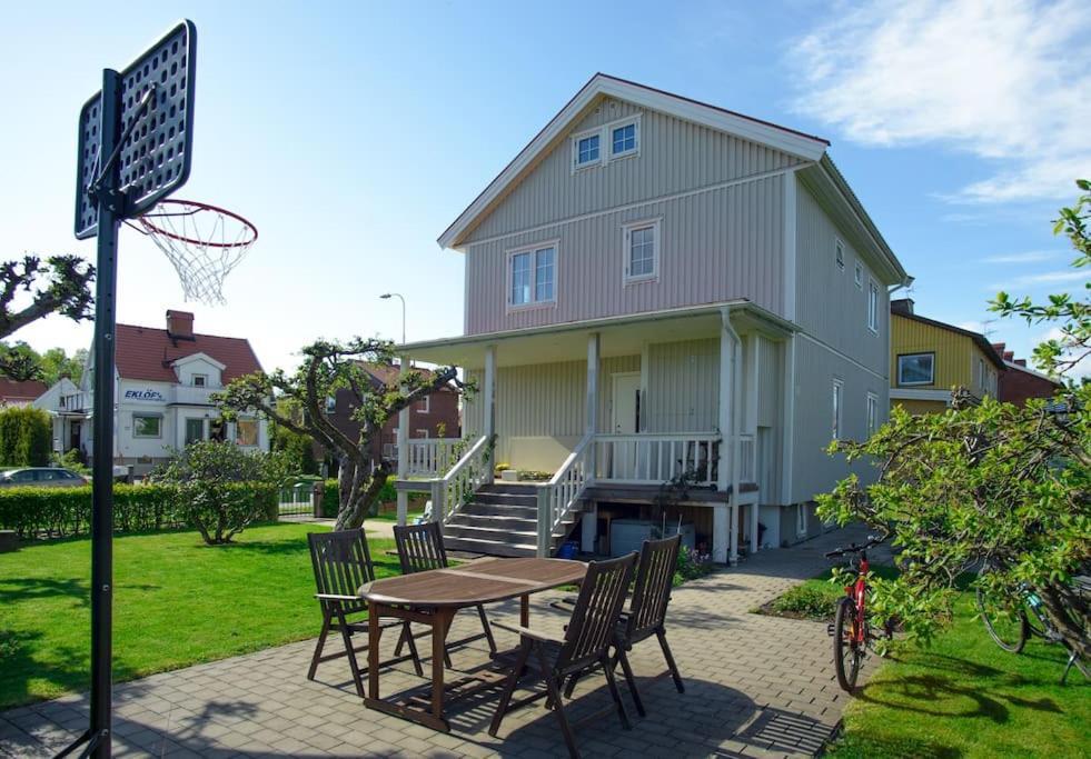 Downtown In Ten - Free Parking Apartment Gothenburg Exterior photo
